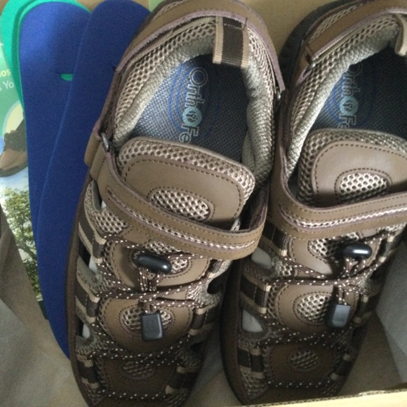 ORTHOFEET Mens Clearwater Strap Sandal …x-wide new in box
